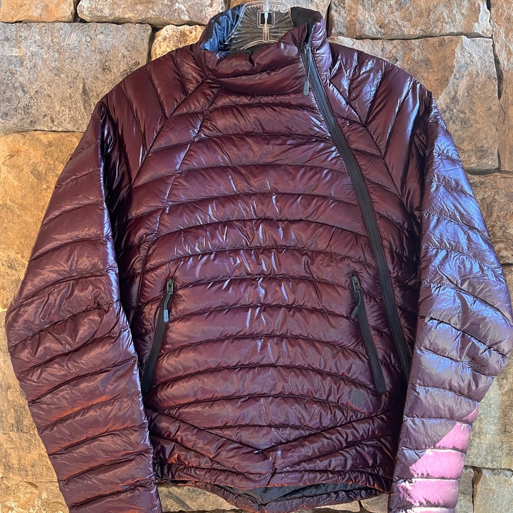 Mountain Hardwear Women’s Small Ghost Whisperer S jacket